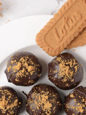Biscuit Truffles