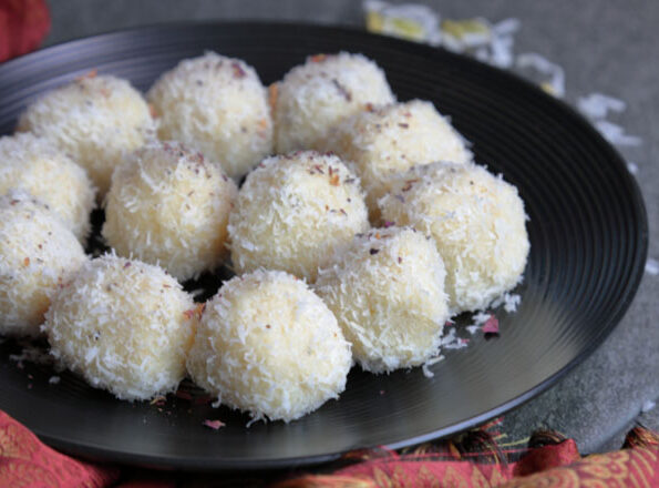 Matcha Coconut Ladoo