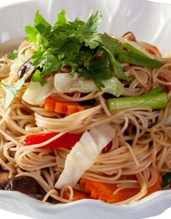 Vegetable Stir-fry with Noodles